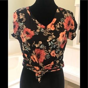 Super soft floral v neck T-shirt